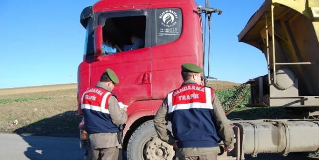 Malkara Jandarması Kış Lastiği Ve Tonaj Uygulaması Yaptı