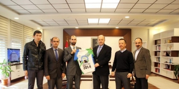 Pedaldaşlardan Vali Azizoğlu’na Ziyaret