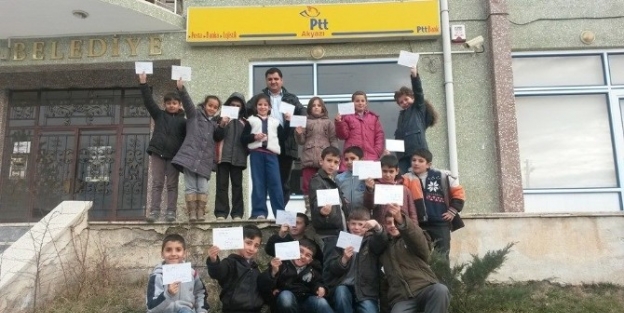 Ptt’den “kart Bizden Göndermesi Sizden” Kampanyası