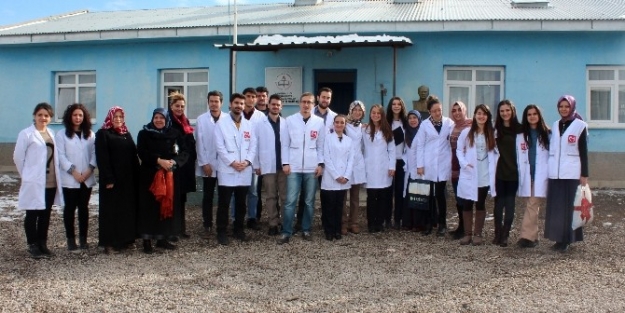 Öğrencilere Ağız Ve Diş Sağlığı Taramaları Ve Hijyen Eğitimi