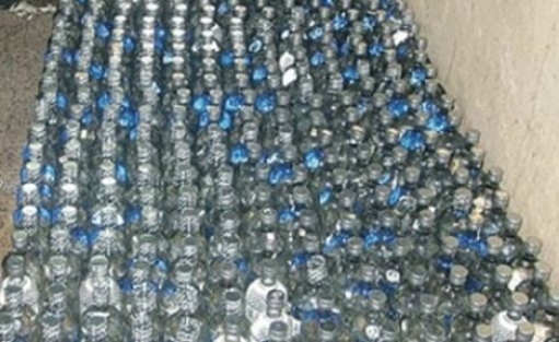 2 bin şişe sahte içkiyi piyasaya süreceklerdi