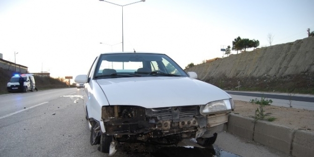 Yeni Aldığı Arabayla Kaza Yaptı