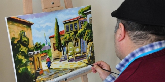 Hayallerini Yağlı Boyayla Tuvale Yansıttılar