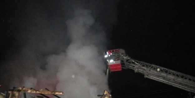 Hisarcık’ta Korkutan Yangın