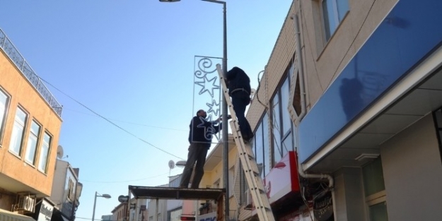 Ayvalık’ I Yılbaşına Hazırlıyorlar