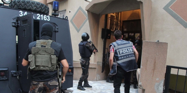 Lüks otoları çalan şebeke çökertildi