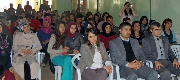 İslahiye Myo’da İnsan Hakları Konferansı