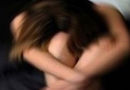 Genç kıza minibüste tecavüz