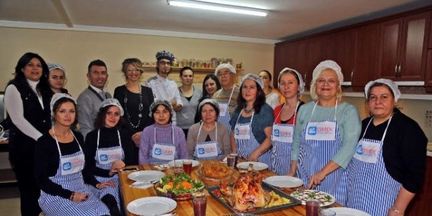 Esmek’in Yeni Yıl Yemekleri Kursu Tamamlandı