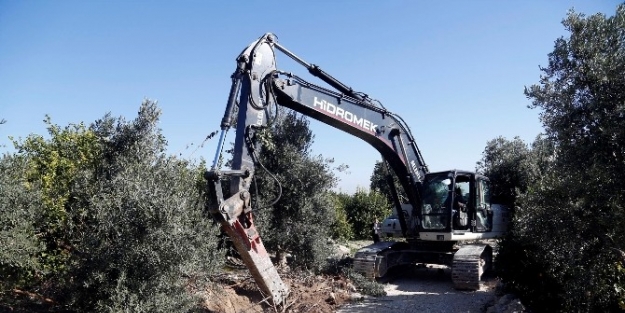 Tömük’teki Dar Yollar Genişletiliyor