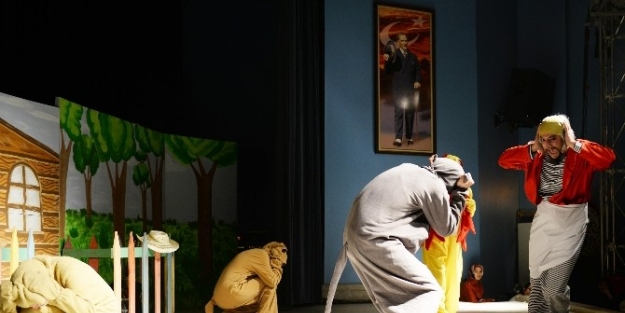 Bremen Mızıkacıları Karesi’de