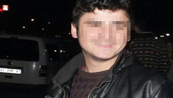 Okuldan sonra garsonluk yapıyormuş