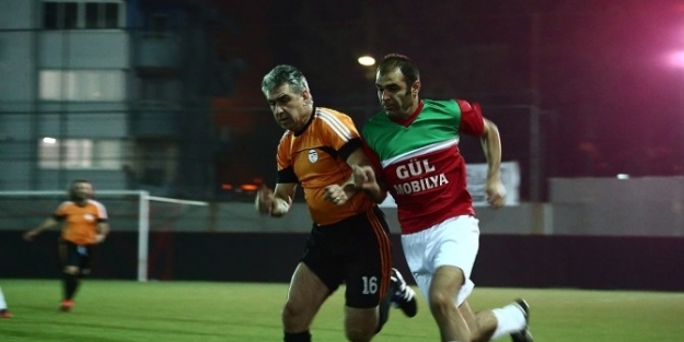 Çiğli’de Nostalji Dostluk Turnuvası Heyecanı