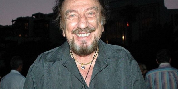 Ünlü karikatürist Bedri Koraman taburcu oldu