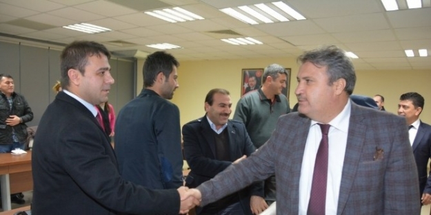 Çerçi’den Yunusemre İlçe Teşkilatına Destek