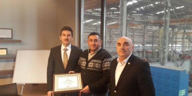 Kartepe Belediyesi’nden Hayırseverlere Teşekkür Belgesi