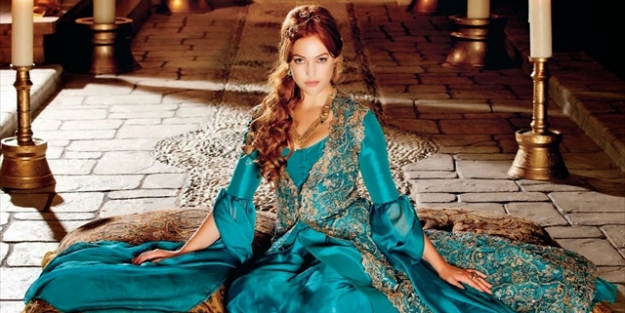 Meryem Uzerli'nin partneri