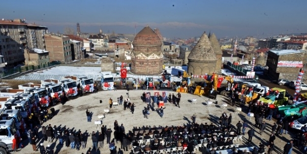 Yakutiye Belediyesi, Daha Verimli Hizmet İçin Araç Parkını Yeniledi