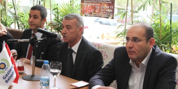 Gaziemir’in Başkanı Muhtarları Dinledi