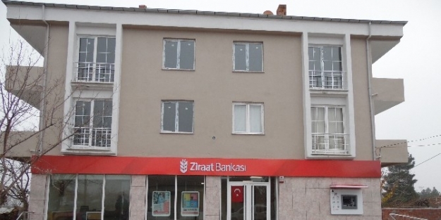 24 Yıllık İlçeye İlk Banka Şubesi Açıldı