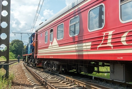 Ukrayna Kırım'a demiryolu ulaşımını durdurdu