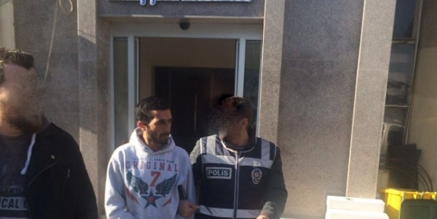 Kemalpaşa’daki Pompalı Tüfekli Cinayetin Zanlıları Yakalandı