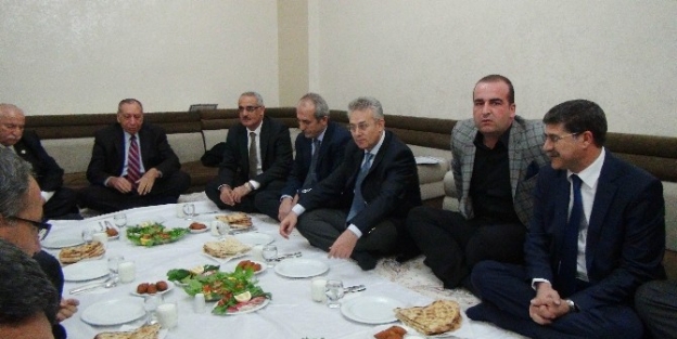 Hayırseverler Kızıltepe’de Okul İçin Bir Araya Geldi