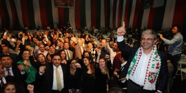 Karşıyaka Belediyesi ’yeni Yıla’ Erken Girdi