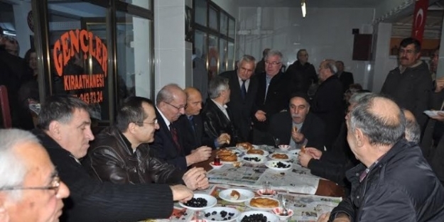 Tekirdağ Büyükşehir Belediye Başkanı Kadir Albayrak, Altınova Mahallesi Sakinlerinden ’sabır’ İstedi