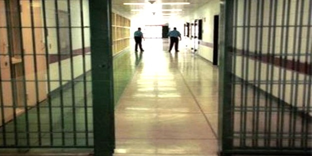 Yüzsüz tecavüzcü!