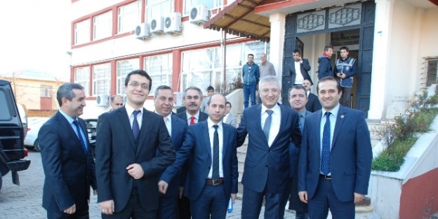 Diyarbakır Cumhuriyet Başsavcısı Solmaz, Hani Adliyesi’ni Ziyaret Etti