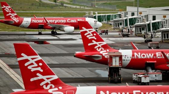 Air Asia pilotu neden rota değişikliği istedi?