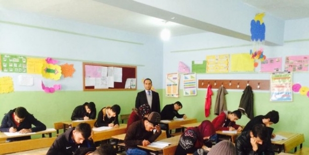 Ygs Ve Lys’ye Hazırlık Deneme Sınavı Yapıldı