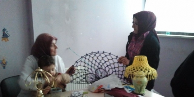 Er-kadın Boş Durmuyor