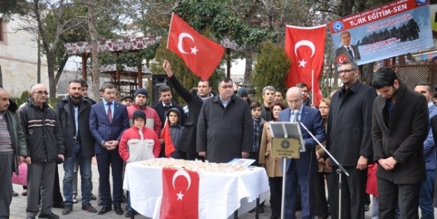 Türk Eğitim-sen Sarıkamış Şehitlerini Andı