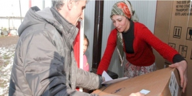 Kocaeli Büyükşehir Belediyesi İhtiyaç Sahiplerini Yalnız Bırakmadı