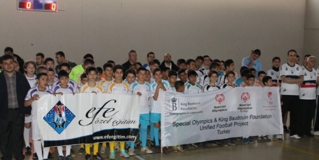 Ödemiş’te Karma Futbol Şenliği