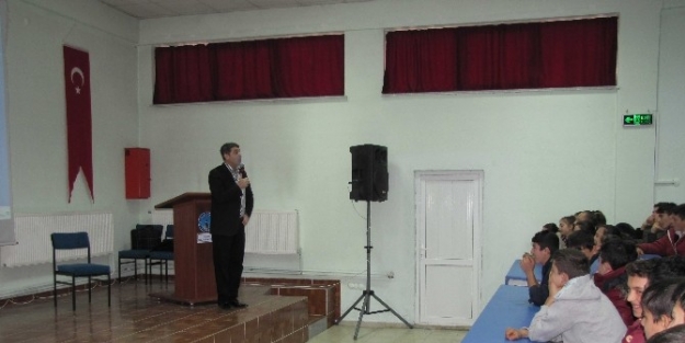 Ziya Baran’dan Öğrencilere ’başarı Ve Motivasyon’ Semineri