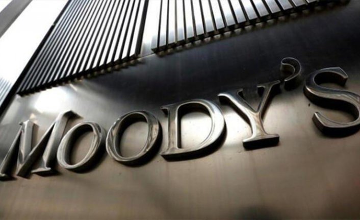 Moody’s Türkiye’nin kredi notunu düşürdü