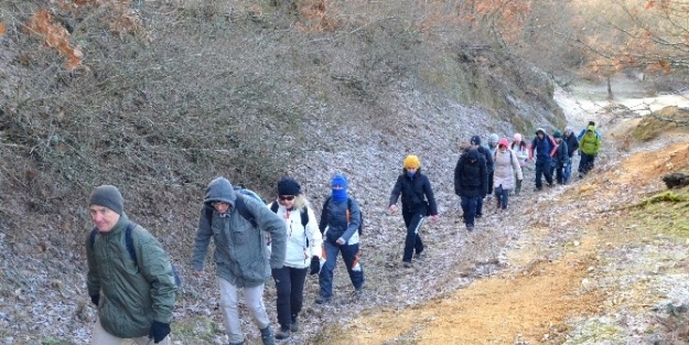 Edosk Yılın Son Etkinliğini Vaysal Köyü’ne Kış Yürüyüşü Yaparak Gerçekleştirdi