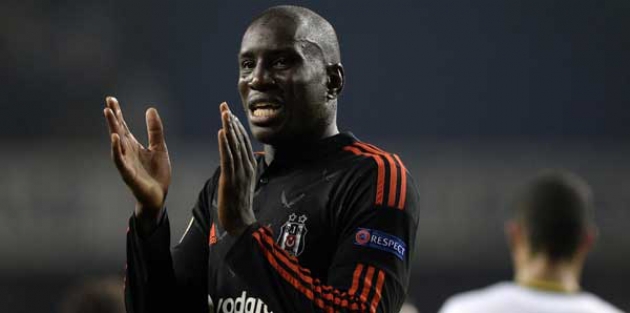 Demba Ba ünlü teknik adama ateş püskürdü