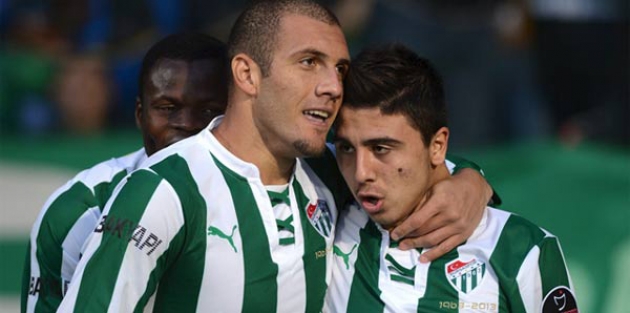 Fenerbahçe Ozan Tufan'ı istiyor