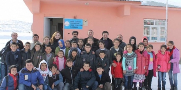 Karlıova’da Ziyaretleşme Ve Hediyeleşme Projesi