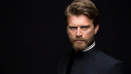 Kıvanç Tatlıtuğ bedelli sorusuna öfkelendi