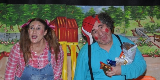 Başkan Üzülmez, Kartepeli Çocuklarla Birlikte Eğlendi