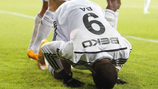 Cübbeli Ahmet Hoca'dan Demba Ba eleştirisi!