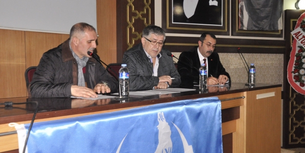 Ülkücü İşçiler Derneği'nde Başkan Şinasi Aksu güven tazeledi