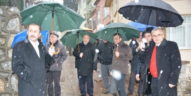 İzmit Belediyesi’nden Ziyarete Devam