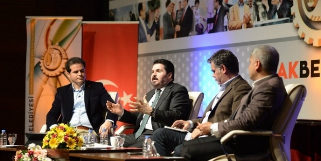 Ülke Gündemi Uşak’ta Konuşuldu