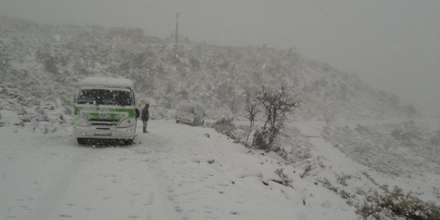 Kar Yağışı Manisa’daki Etkisini Artırıyor